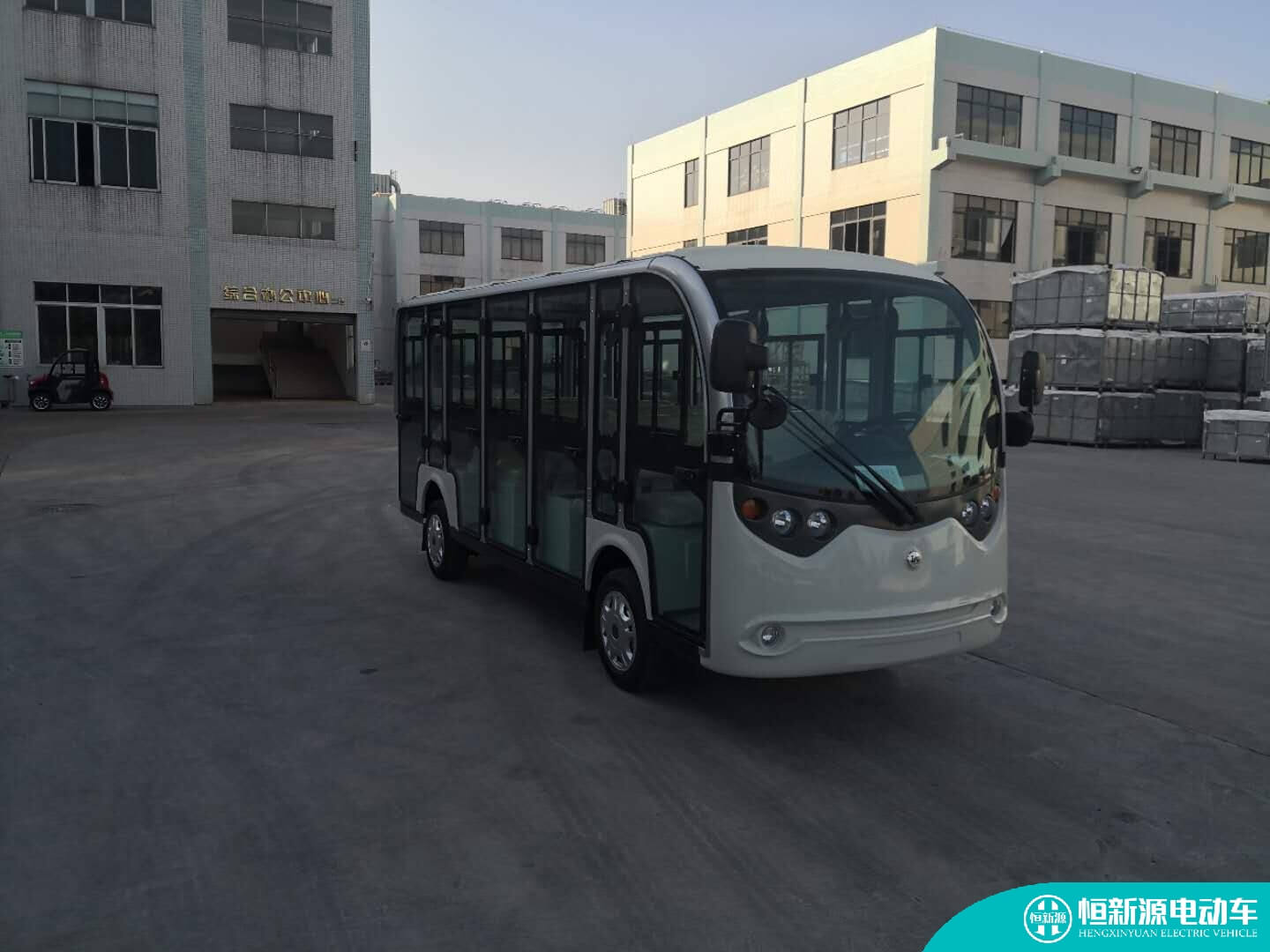 重慶14座電動(dòng)觀光車HXY-S14F圖片