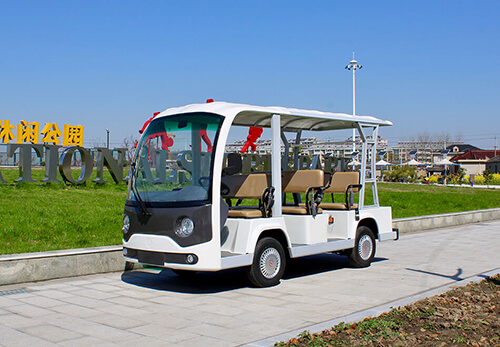 電動(dòng)<a href=http://lannanhai.cn/tags/guanguangche/ target=_blank class=infotextkey>觀光車</a>廠家現(xiàn)車